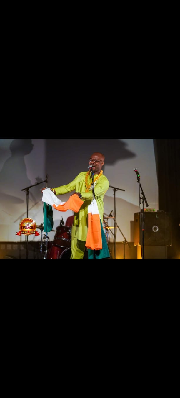 Concert Live — Naki Pistis sur scène